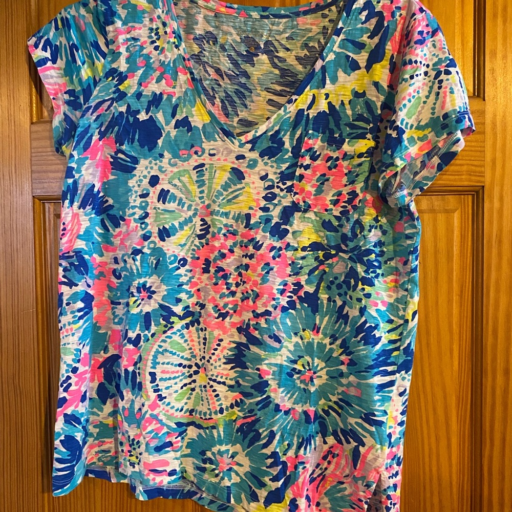Lily Pulitzer short sleeve tee, size large